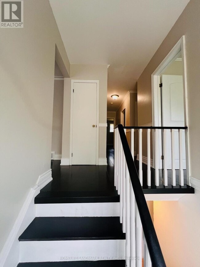 Building Photo - 2749 Truscott Dr