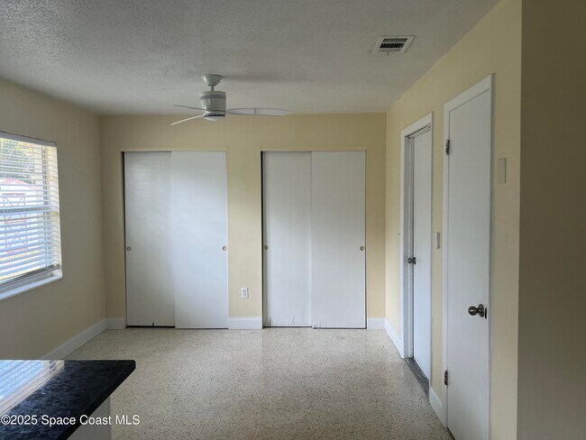 Foto del edificio - 2906 Rollins St