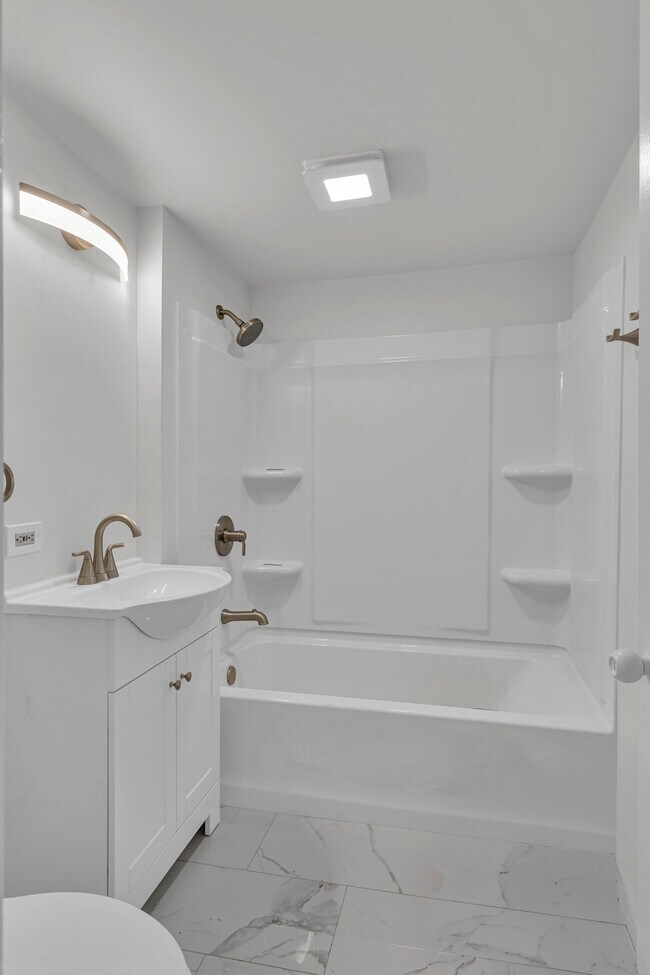 Foto del edificio - 862 Grove Ave