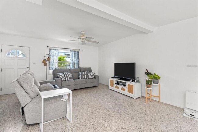 Foto del edificio - 11040 2nd St E