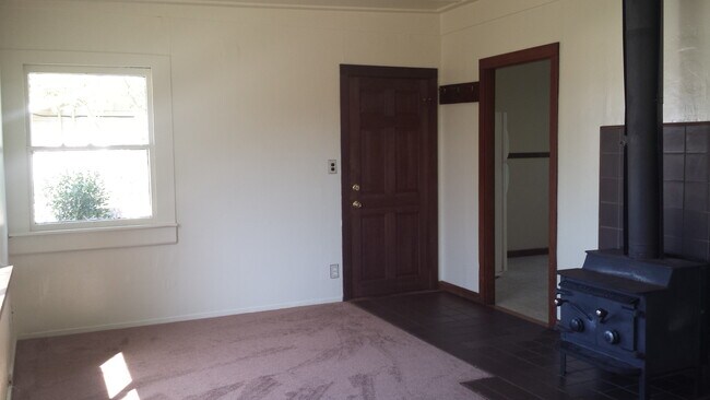 Foto del edificio - Mckinleyville House with South Facing Yard!