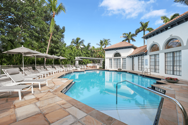 Building Photo - Promenade at Aventura Apartments