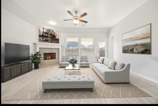 Foto del edificio - 725 Gray Washington Dr