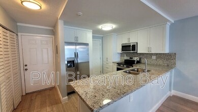 Building Photo - 3600 NE 170th St