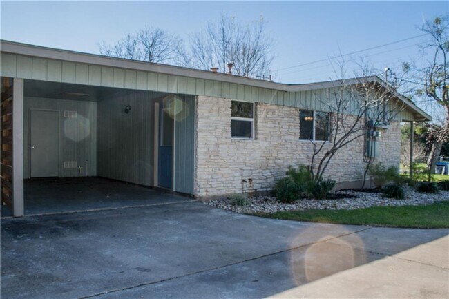 Foto del edificio - 7711 Watson St