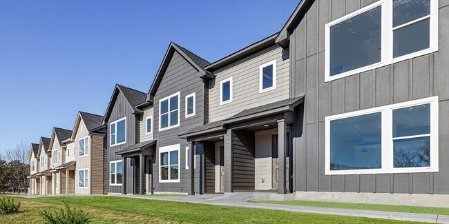 Foto del edificio - HARMON West Meade by Crescent Communities