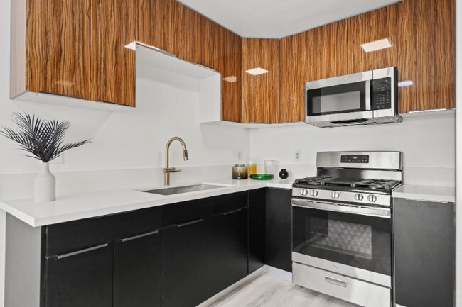 Foto del edificio - 920 Everett St