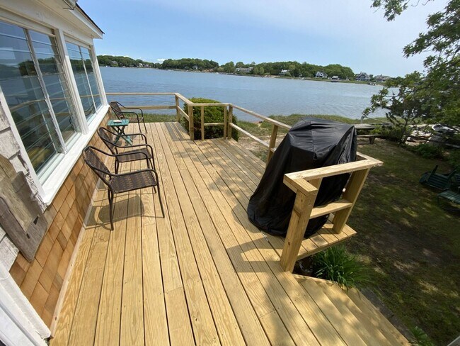 Foto del edificio - 7 Sims Ln