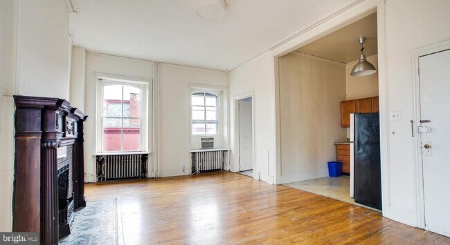 Building Photo - 1000 Spruce St