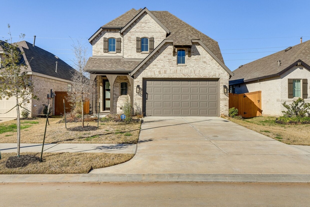 Primary Photo - 27118 Berry Bright Dr
