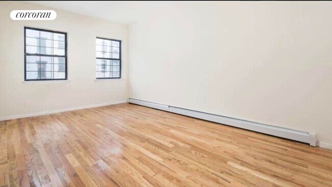 Foto del edificio - 221 Manhattan Ave
