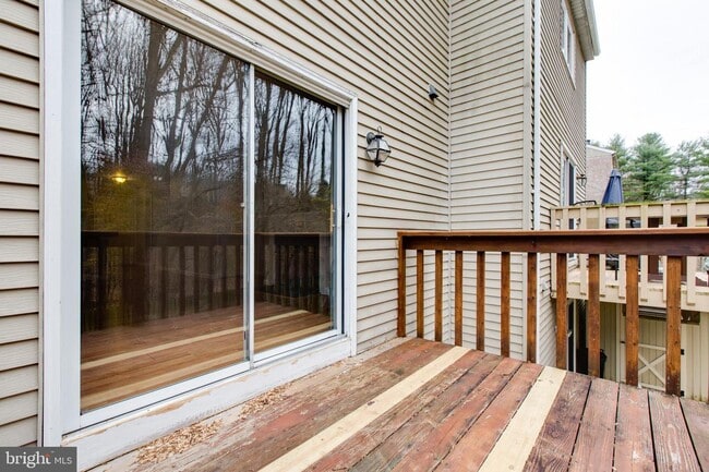 Building Photo - 26 Benway Ct