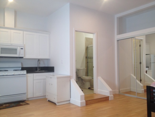 Newly updated - 23777 Mulholland Hwy