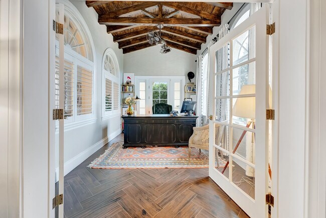 Foto del edificio - 1616 N Swinton Ave