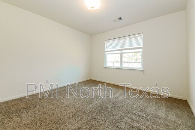 Foto del edificio - 330 Lavaca Dr