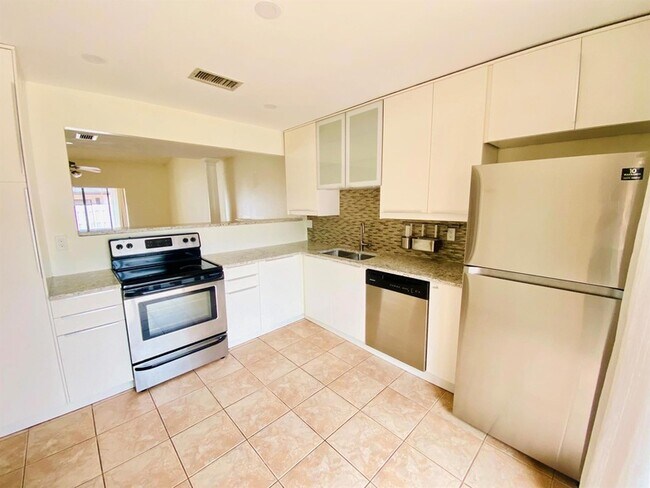 Foto del edificio - 6729 NW 29th Way