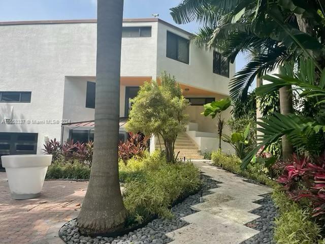 Foto del edificio - 279 N Hibiscus Dr