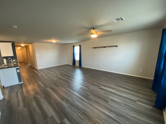 Foto del edificio - AVAILABLE IN BULVERDE!  In Hidden Trails S...