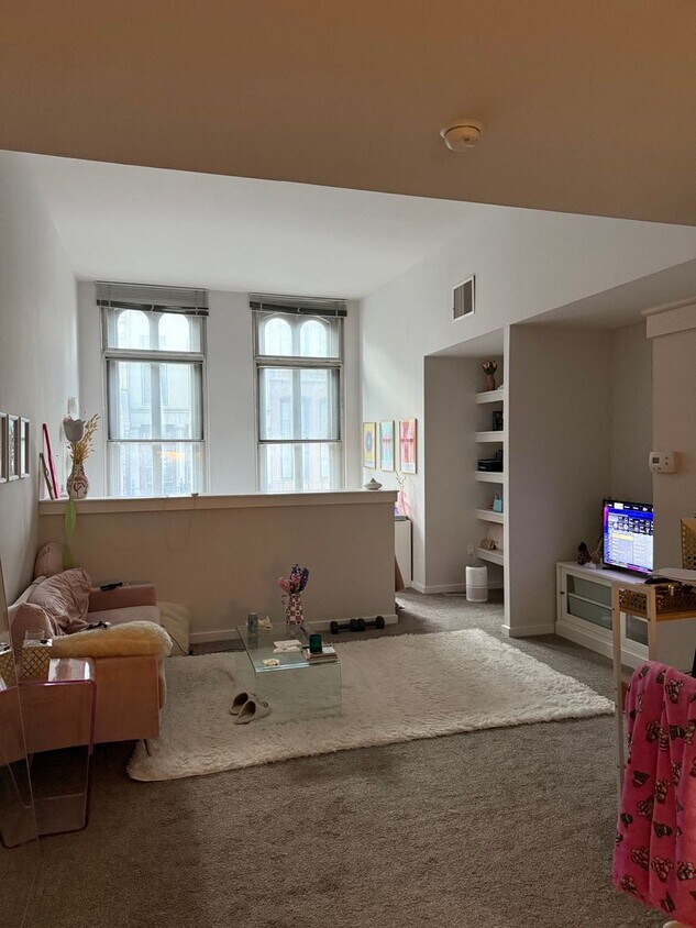 Primary Photo - Welcome to Urban Elegance in the Heart of ...