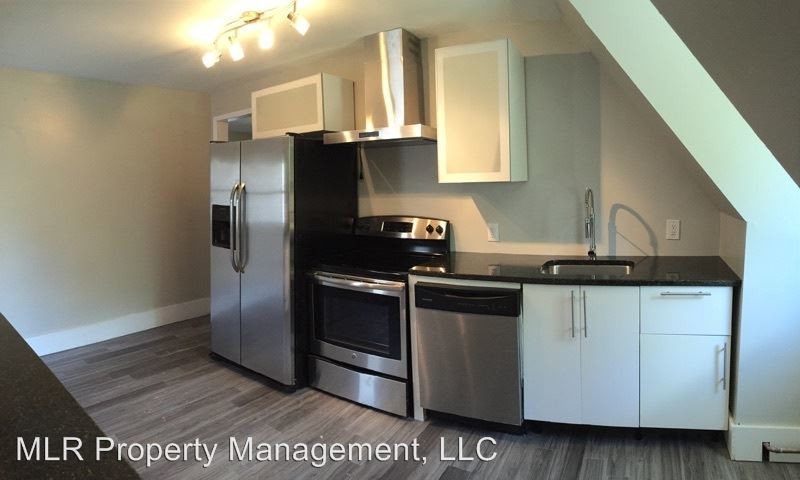 Foto principal - 521 E State St