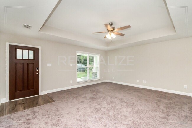 Foto del edificio - HALF-DEPOSIT SPECIAL! New Construction 3/2 Home in Heart of Mobile!