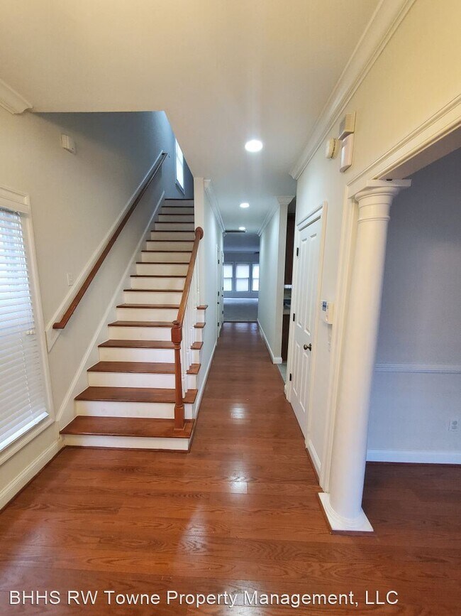 Foto del edificio - 3 br, 2.5 bath House - 1040 Crawford Parkway