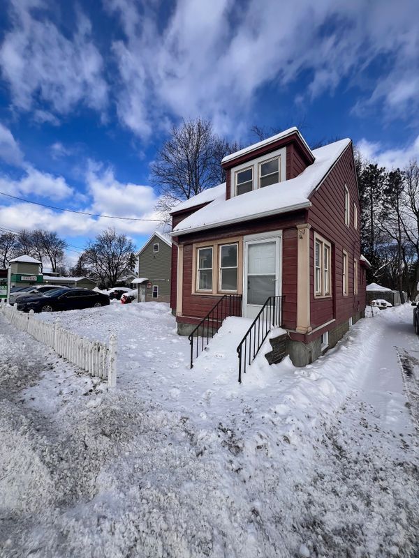 Foto del edificio - 1983 Central Ave