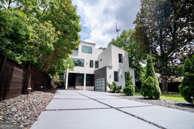 Foto del edificio - 1099 Vista Trail NE