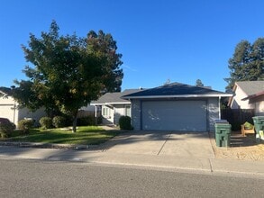 Building Photo - 8129 Scenic Hills Way