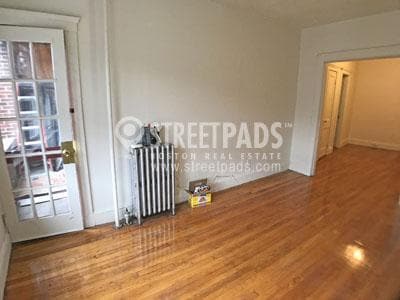 Building Photo - 2 bedroom in Boston MA 02135