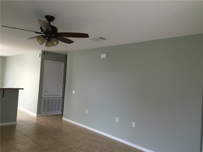 Building Photo - 1625 Poppy Seed Ln