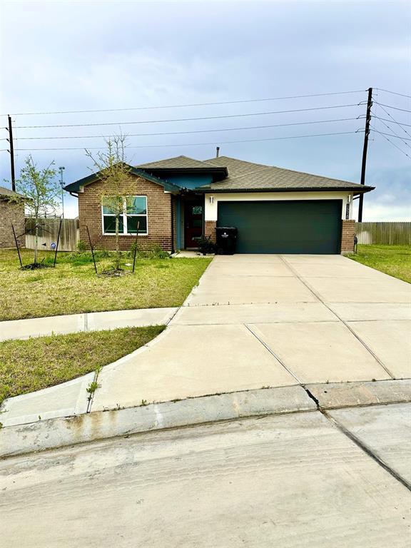 14510 Rain Tree Dr, Mont Belvieu, TX 77523 House Rental in Mont