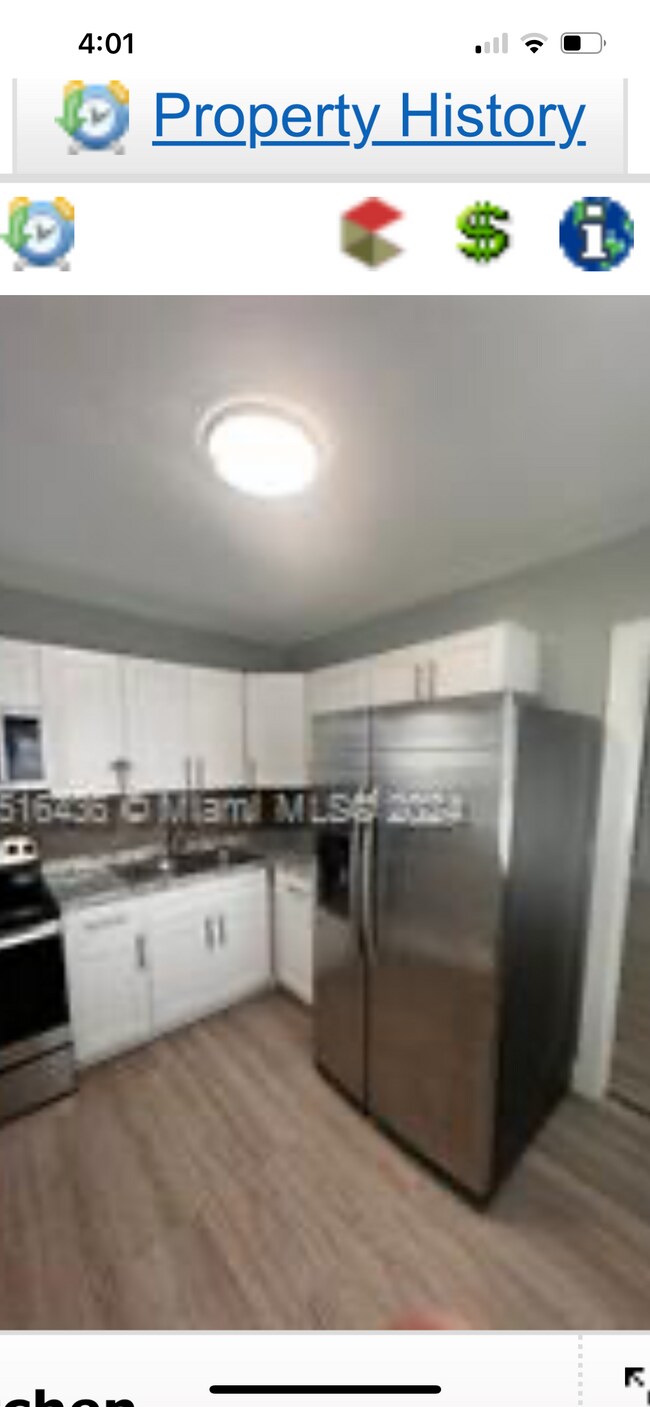Building Photo - 2843 SW 38th Ave