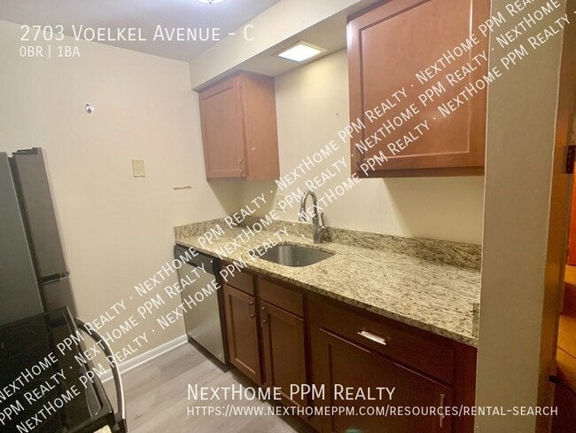 Foto del edificio - 2703 Voelkel Ave