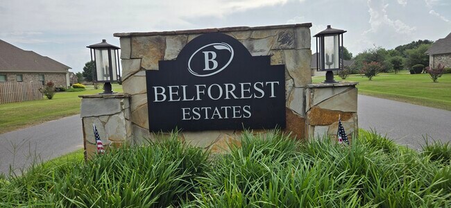 Foto del edificio - 10937 Warrenton Rd