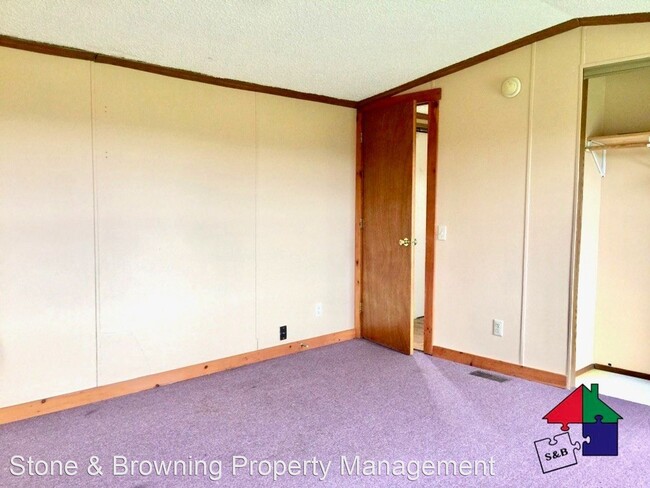 Building Photo - 3 br, 2 bath House - 206 Pallas Road
