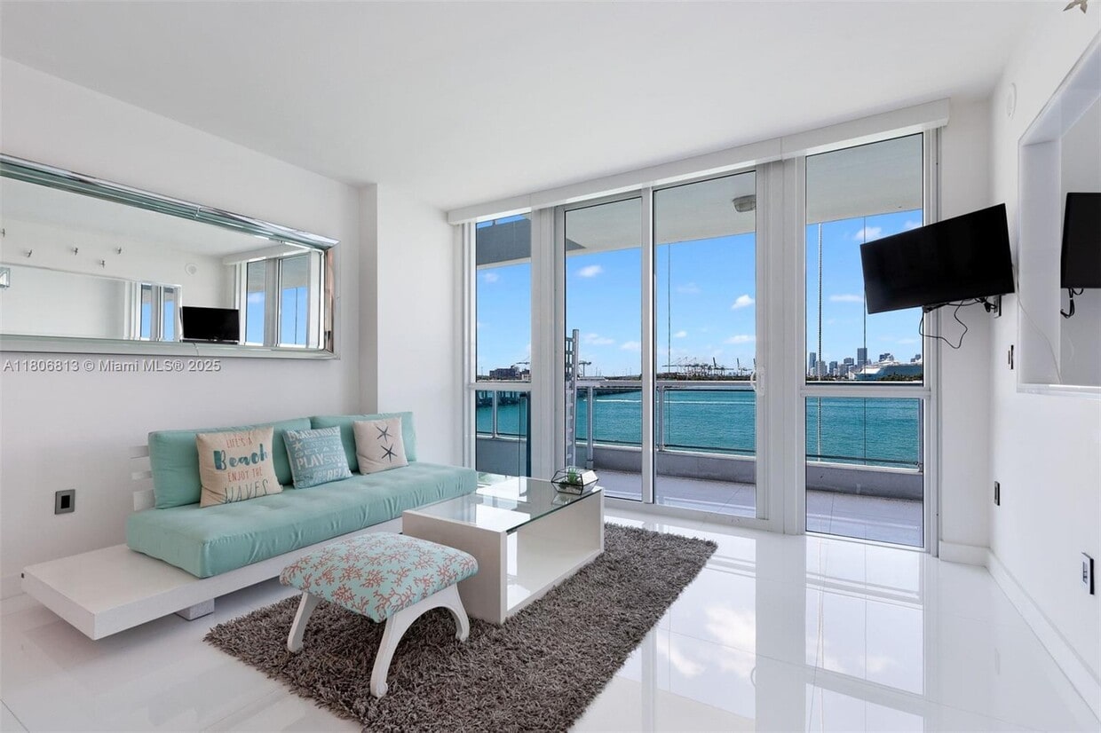 Foto principal - 540 West Ave