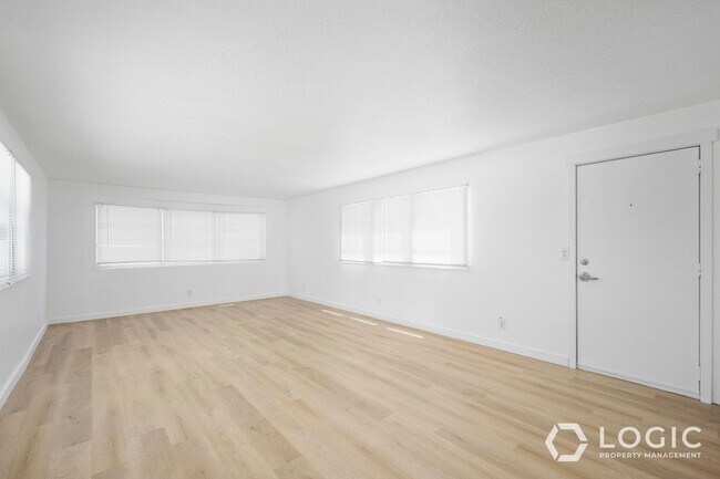 Foto del edificio - Fully Renovated Home In Great West Jordan ...