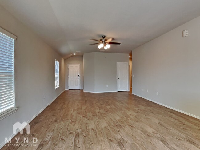 Foto del edificio - 20942 Canary Wood Ln