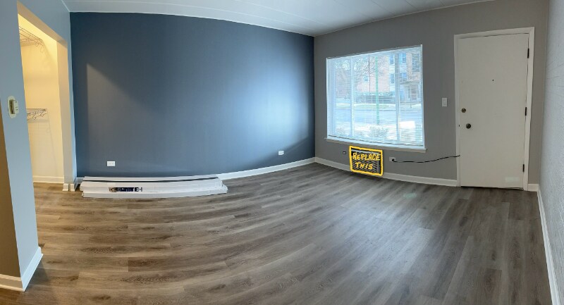 Foto principal - 6830 N Ozark Ave