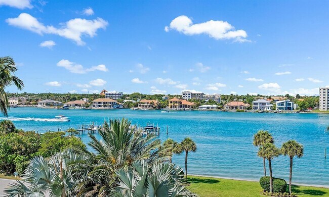 Foto del edificio - 19750 S Beach Rd