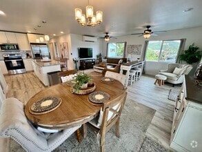 Building Photo - 451 Lanae Way