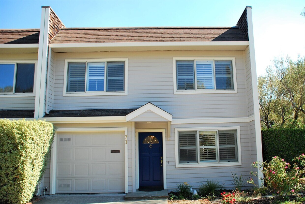 Corner Unit Townhome in Corte Madera For R... - Corner Unit Townhome in Corte Madera For R...