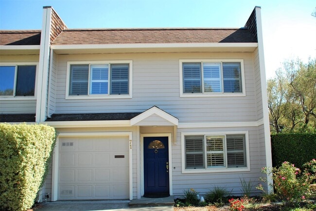Corner Unit Townhome in Corte Madera For R... - Corner Unit Townhome in Corte Madera For R...