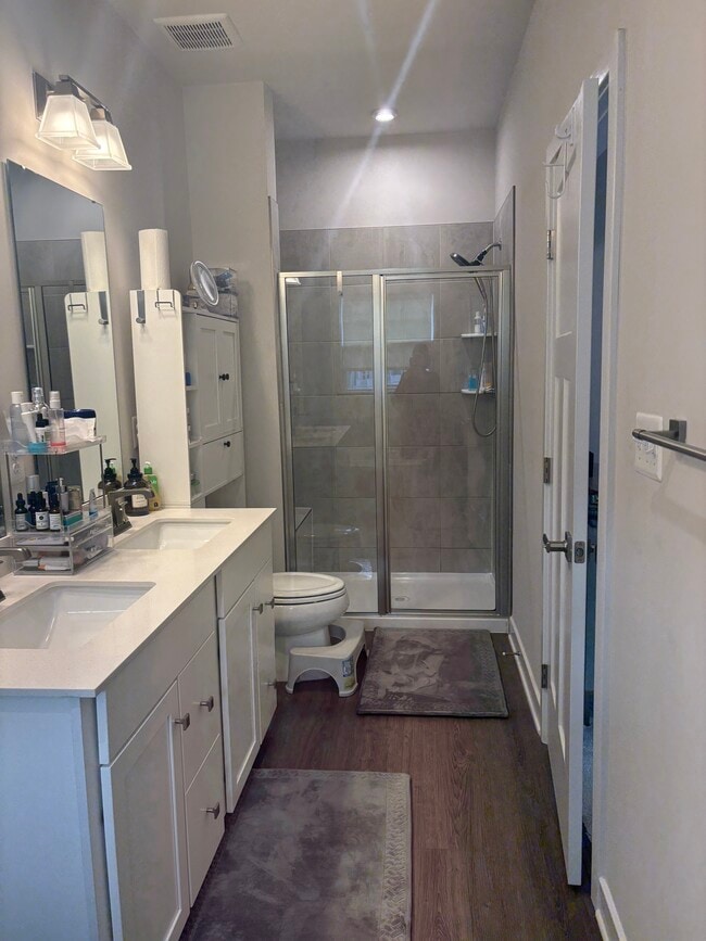 Foto del edificio - 16573 Fife Wy