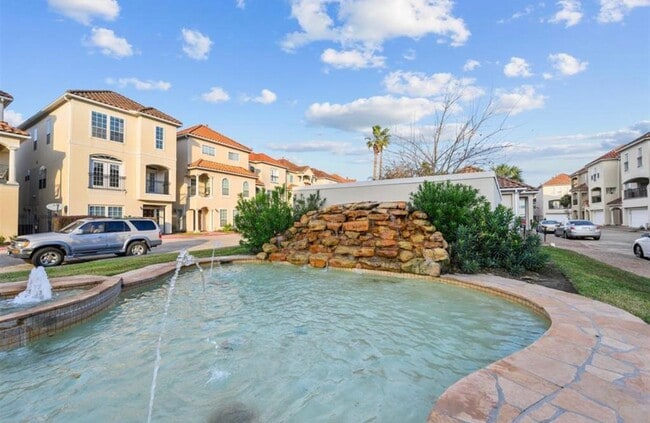 Foto del edificio - 7150 Windwater Pkwy N