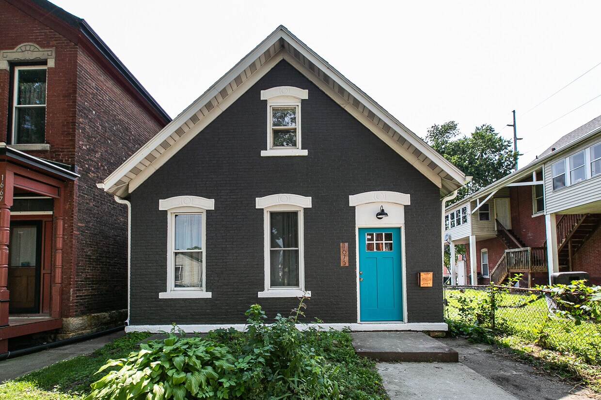 1675 Jackson St, Dubuque, IA 52001 House Rental in Dubuque, IA