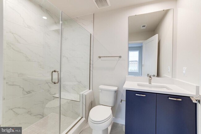 Foto del edificio - 43920 Ludwell Farm Square