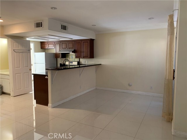 Building Photo - 4036 Rosemead Blvd