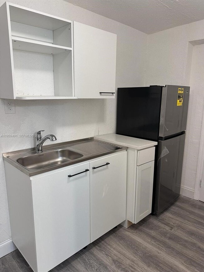 Building Photo - 3328 Wilson St